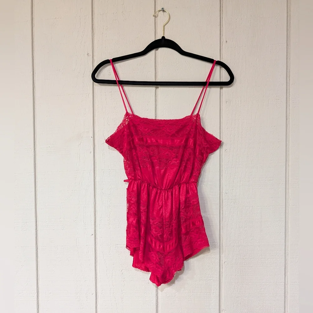 Vintage‎ Red Sheer Lace Nylon Teddy Lingerie Romper